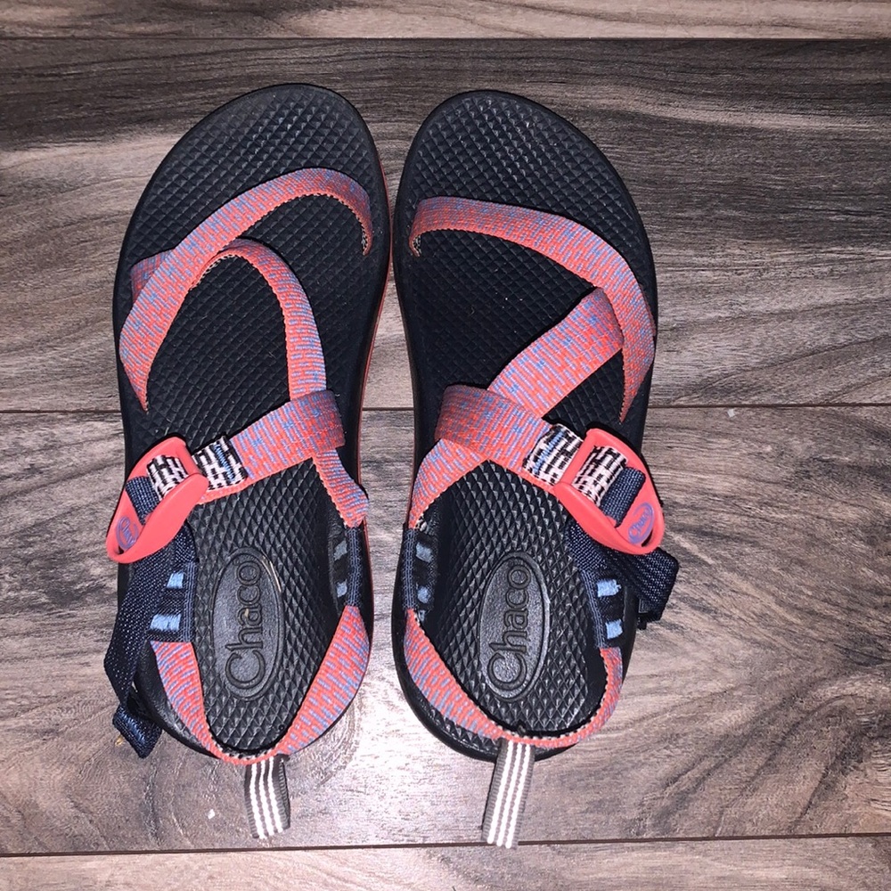 Chacos!